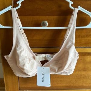 HANRO Cotton Sensation Soft Cup Bra in Cream (Skin 0274 color)